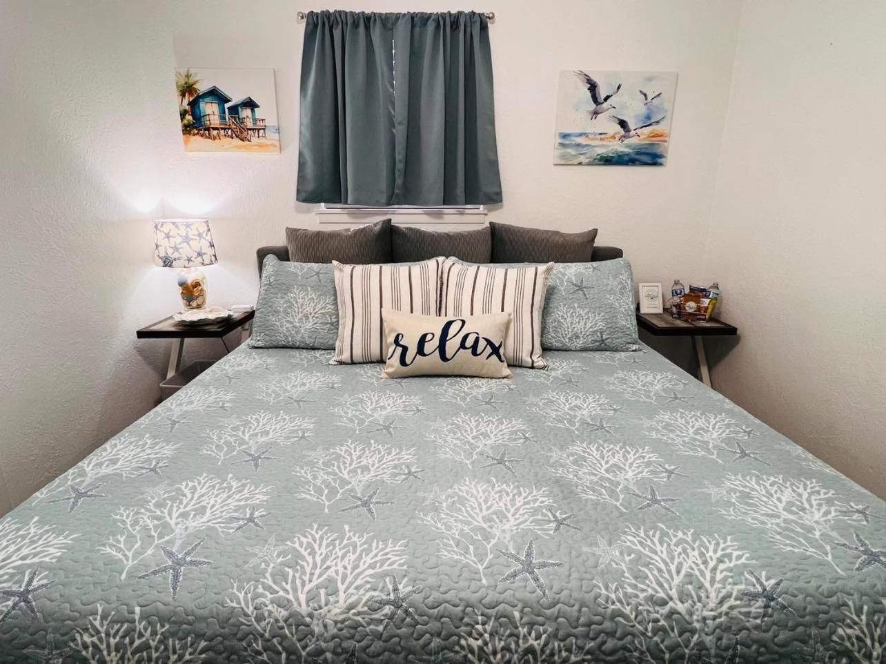 Вилла Knot Bay Haven, Dog Friendly, Hot Tub, Fenced Yard, Patio And Grill, 3 Br Рокпорт Экстерьер фото